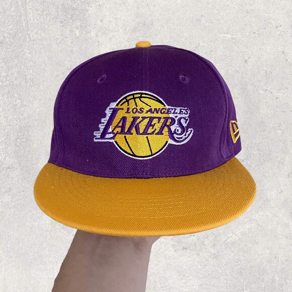 Lakers New Era Snapback Hat Rare Misprint NFL Logo on Back - Picture 1 of 6